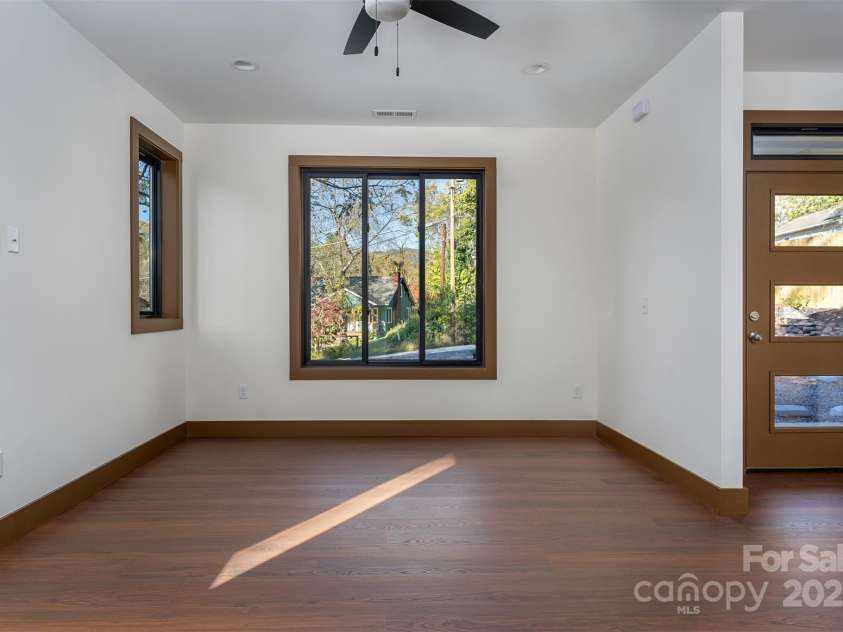 119 Bear Creek Road, Asheville, NC 28806.  MLS# CAR4315446, YatesRealty ID 4673. 