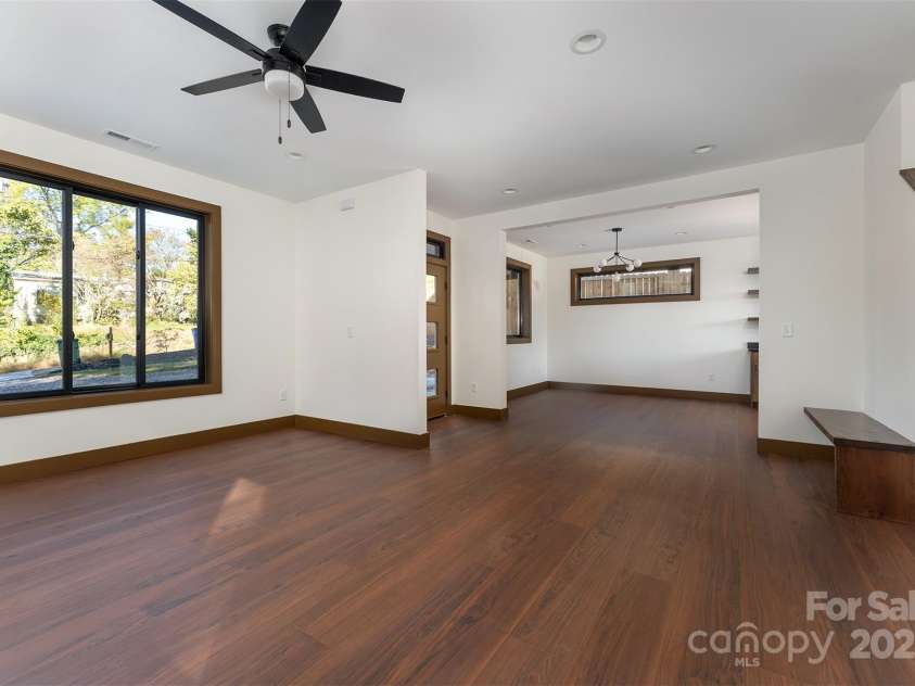 119 Bear Creek Road, Asheville, NC 28806.  MLS# CAR4315446, YatesRealty ID 4673. 