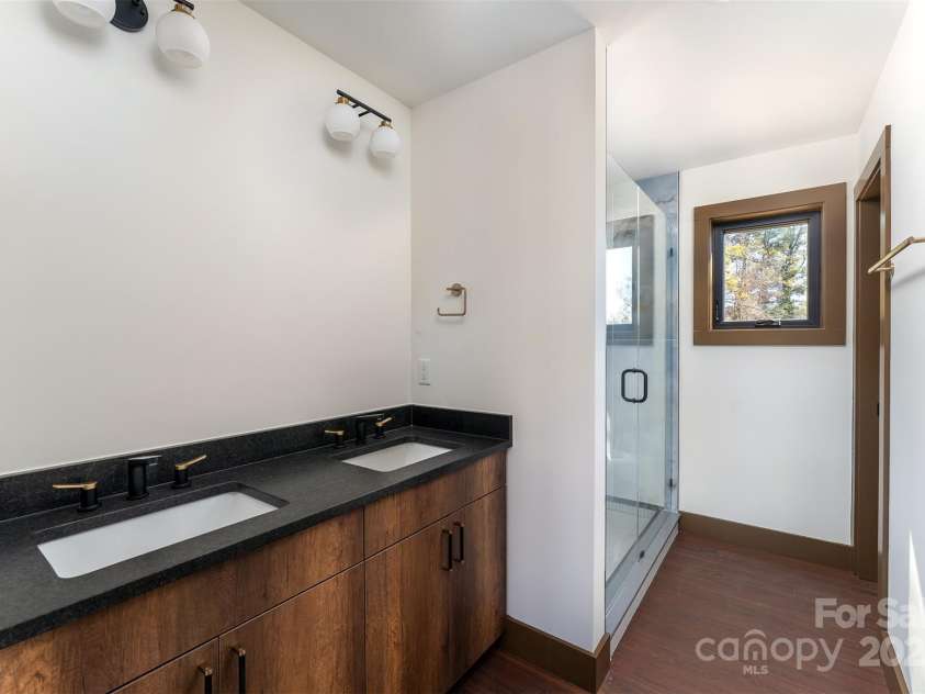 119 Bear Creek Road, Asheville, NC 28806.  MLS# CAR4315446, YatesRealty ID 4673. 