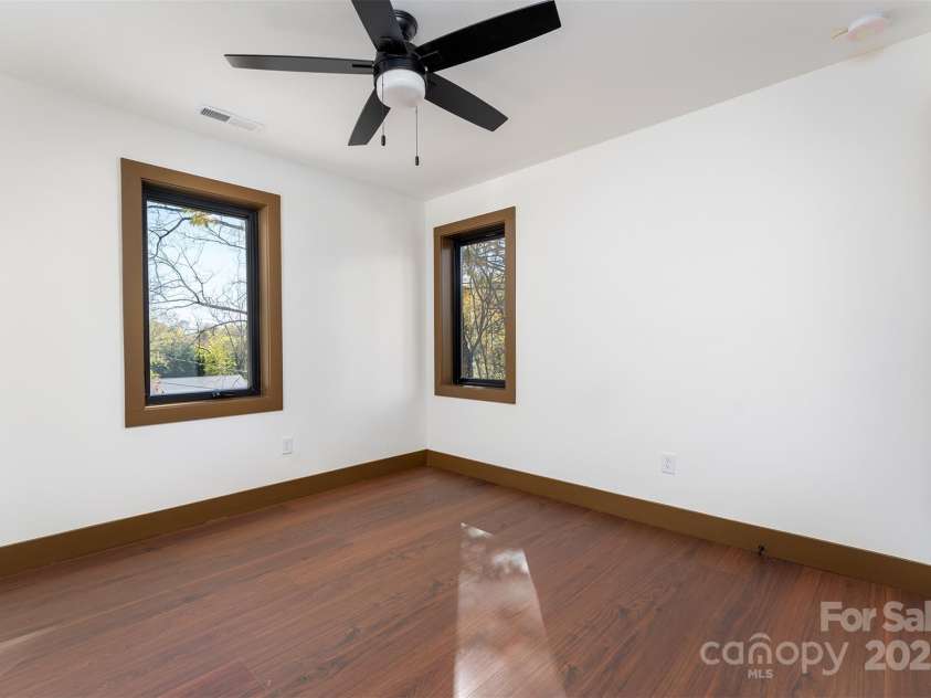 119 Bear Creek Road, Asheville, NC 28806.  MLS# CAR4315446, YatesRealty ID 4673. 