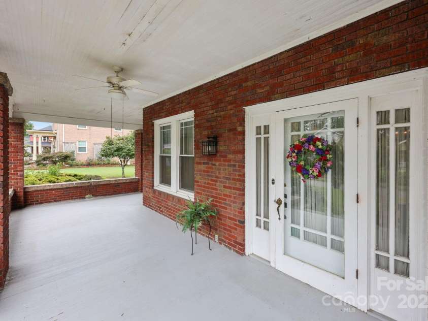 207 Maupin Avenue, Salisbury, NC 28144.  MLS# CAR4310470, YatesRealty ID 4673. 