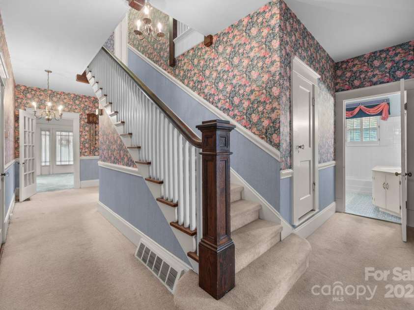 207 Maupin Avenue, Salisbury, NC 28144.  MLS# CAR4310470, YatesRealty ID 4673. 