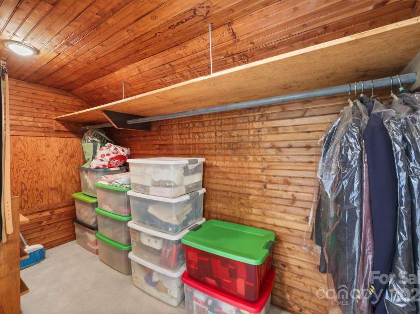 207 Maupin Avenue, Salisbury, NC 28144.  MLS# CAR4310470, YatesRealty ID 4673. 