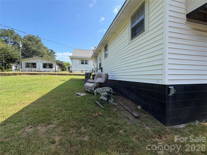 77 Franklin Street, Wadesboro, NC 28170.  MLS# CAR4415003, YatesRealty ID 46731. 