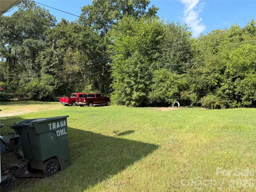 77 Franklin Street, Wadesboro, NC 28170.  MLS# CAR4415003, YatesRealty ID 46731. 