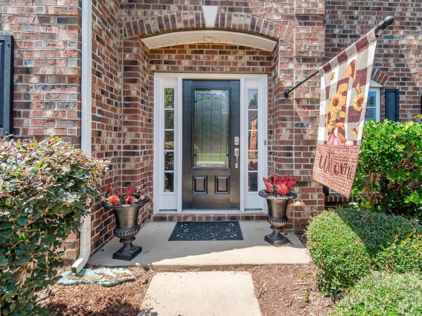 2083 Topaz Plaza, Davidson, NC 28036.  MLS# CAR4418180, YatesRealty ID 46732. 