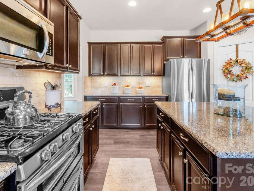 2083 Topaz Plaza, Davidson, NC 28036.  MLS# CAR4418180, YatesRealty ID 46732. 