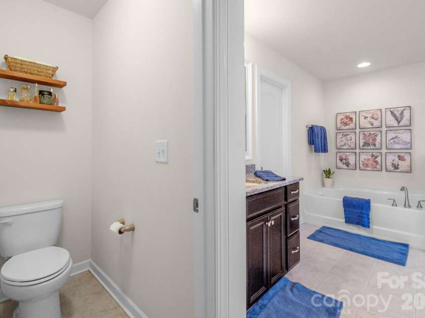2083 Topaz Plaza, Davidson, NC 28036.  MLS# CAR4418180, YatesRealty ID 46732. 