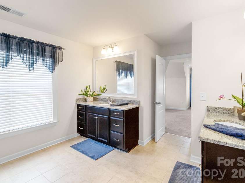 2083 Topaz Plaza, Davidson, NC 28036.  MLS# CAR4418180, YatesRealty ID 46732. 