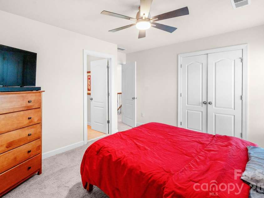 2083 Topaz Plaza, Davidson, NC 28036.  MLS# CAR4418180, YatesRealty ID 46732. 