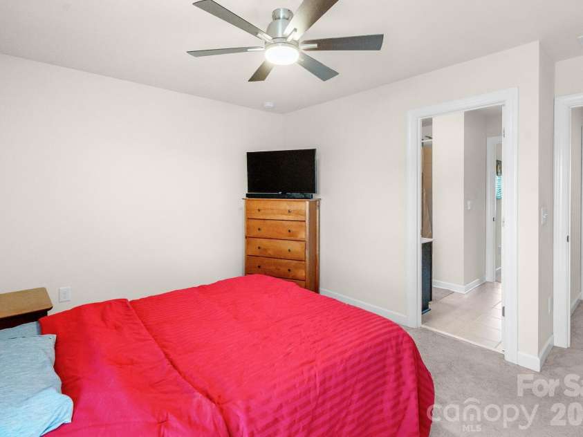 2083 Topaz Plaza, Davidson, NC 28036.  MLS# CAR4418180, YatesRealty ID 46732. 