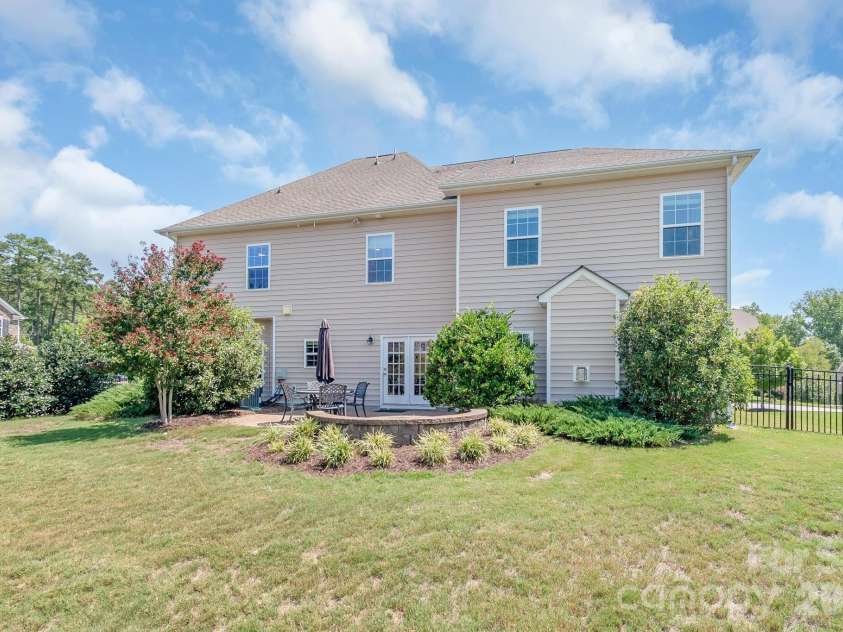 2083 Topaz Plaza, Davidson, NC 28036.  MLS# CAR4418180, YatesRealty ID 46732. 