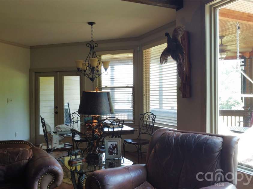 654 Chipley Ford Road, Statesville, NC 28625.  MLS# CAR4417843, YatesRealty ID 46734. 