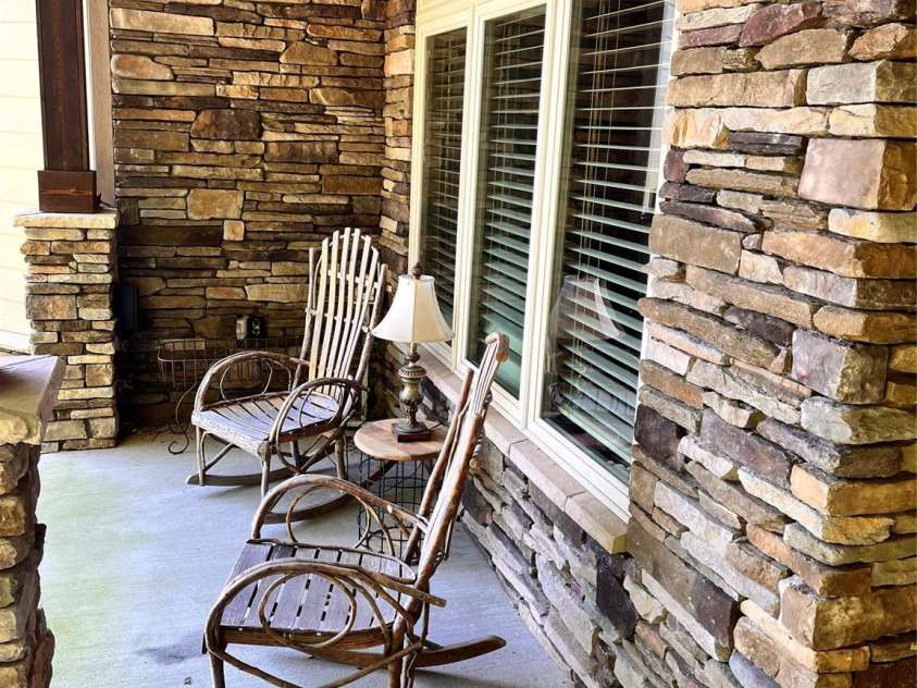 654 Chipley Ford Road, Statesville, NC 28625.  MLS# CAR4417843, YatesRealty ID 46734. 