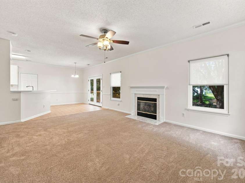 12313 Carolina Crossing Drive, Charlotte, NC 28273.  MLS# CAR4402482, YatesRealty ID 46735. 