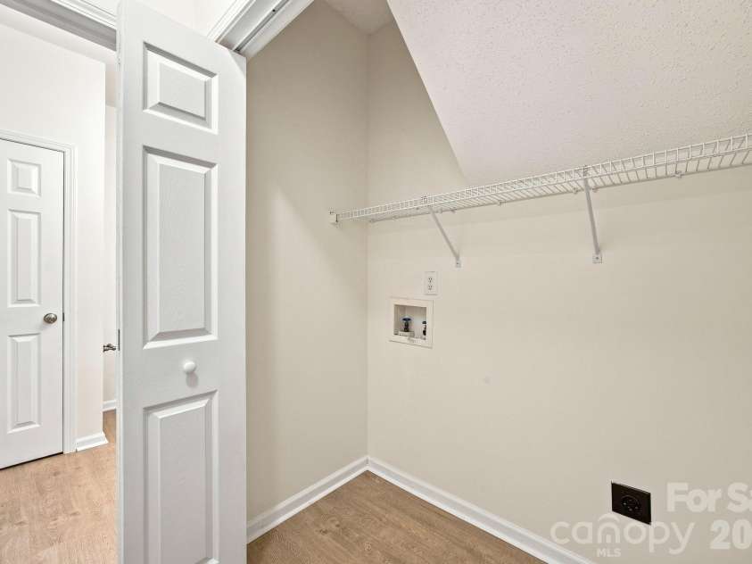 12313 Carolina Crossing Drive, Charlotte, NC 28273.  MLS# CAR4402482, YatesRealty ID 46735. 