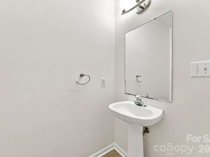 12313 Carolina Crossing Drive, Charlotte, NC 28273.  MLS# CAR4402482, YatesRealty ID 46735. 
