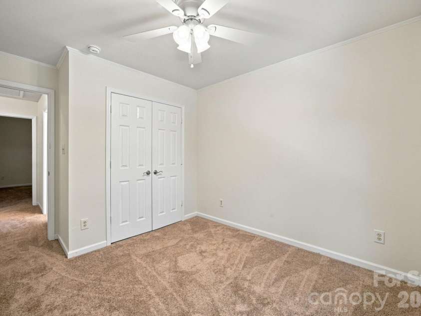 12313 Carolina Crossing Drive, Charlotte, NC 28273.  MLS# CAR4402482, YatesRealty ID 46735. 