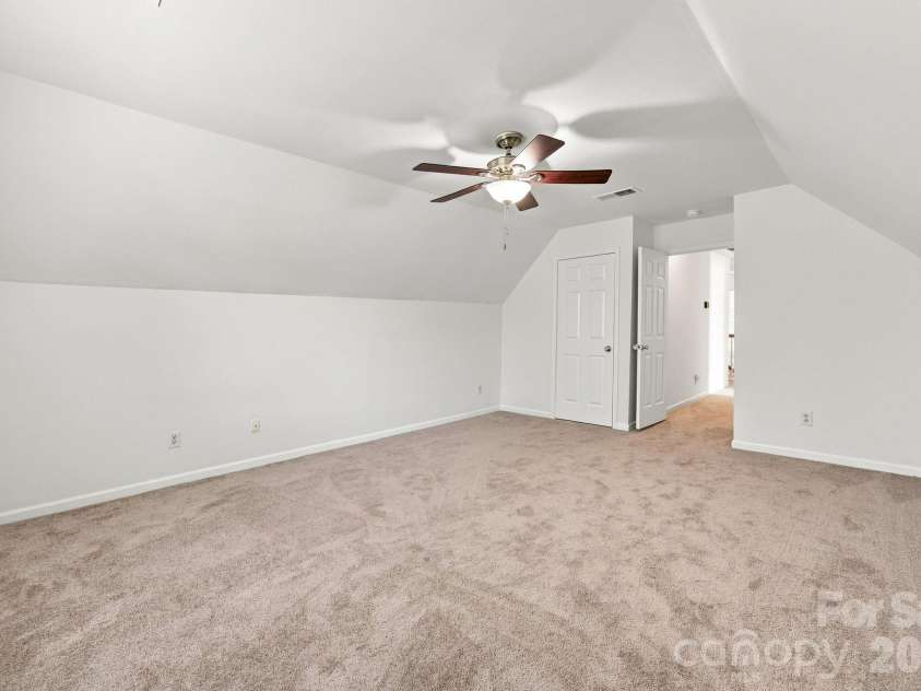 12313 Carolina Crossing Drive, Charlotte, NC 28273.  MLS# CAR4402482, YatesRealty ID 46735. 