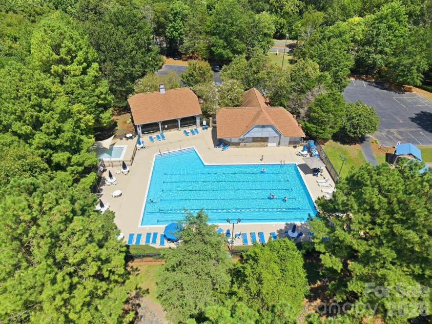 12313 Carolina Crossing Drive, Charlotte, NC 28273.  MLS# CAR4402482, YatesRealty ID 46735. 