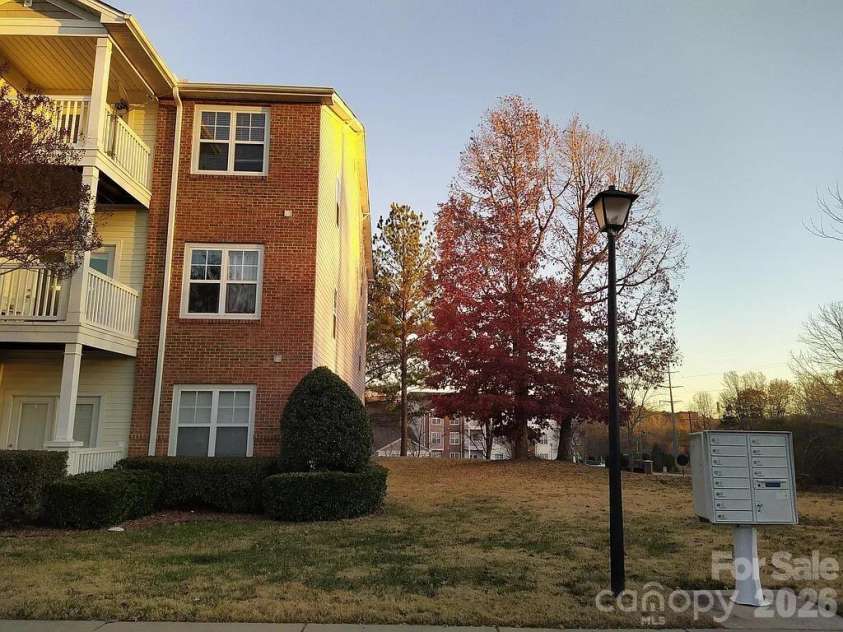 10518 Hill Point Court, Charlotte, NC 28262.  MLS# CAR4418184, YatesRealty ID 46736. 