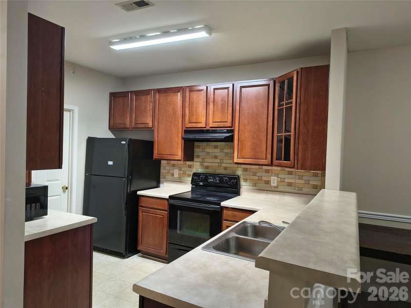 10518 Hill Point Court, Charlotte, NC 28262.  MLS# CAR4418184, YatesRealty ID 46736. 