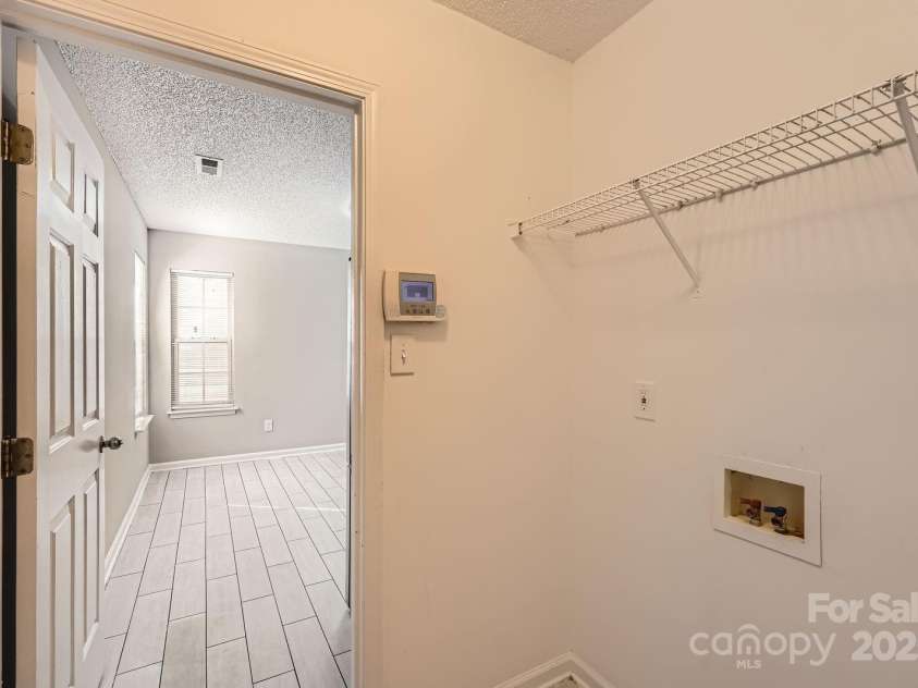 3023 Fairglen Road, Charlotte, NC 28269.  MLS# CAR4240776, YatesRealty ID 4674. 