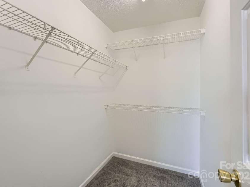 3023 Fairglen Road, Charlotte, NC 28269.  MLS# CAR4240776, YatesRealty ID 4674. 