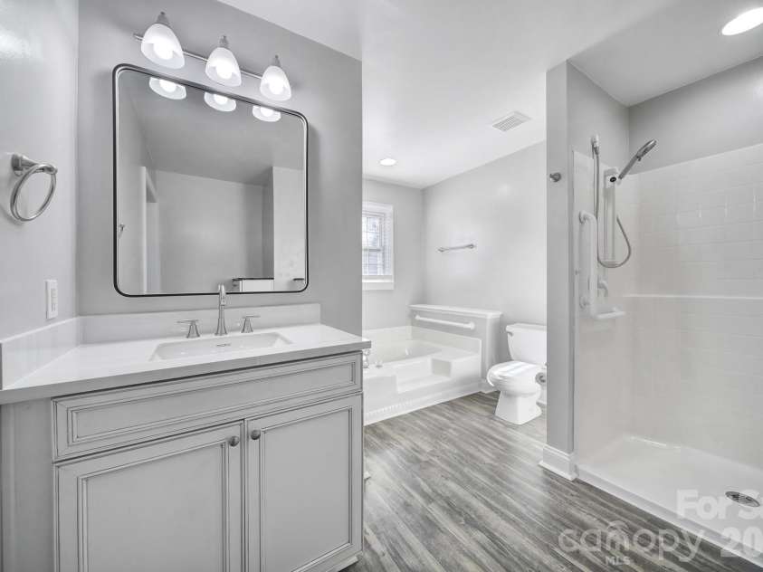 49 2nd Street, Concord, NC 28027.  MLS# CAR4325360, YatesRealty ID 4674. 