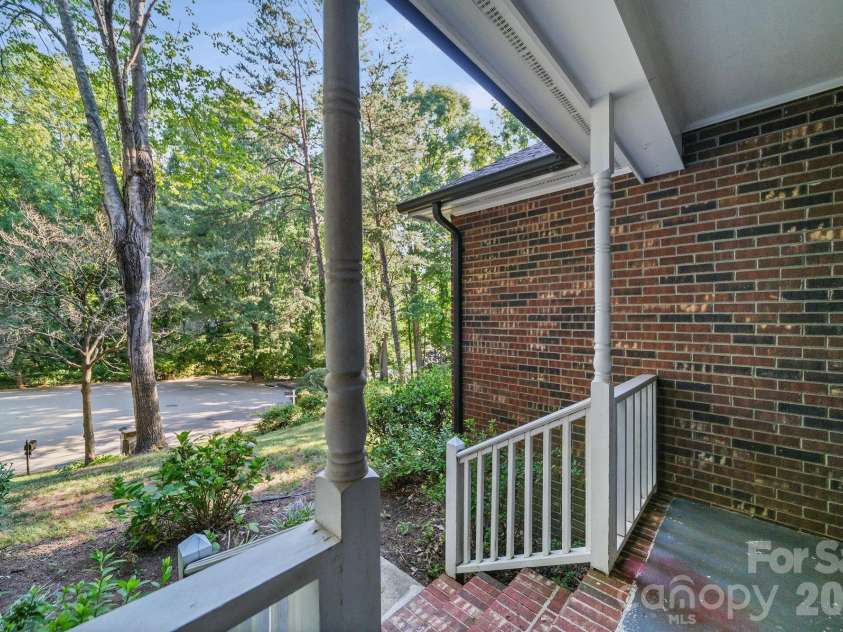 821 Deer Path Place, Mooresville, NC 28115.  MLS# CAR4418014, YatesRealty ID 46740. 