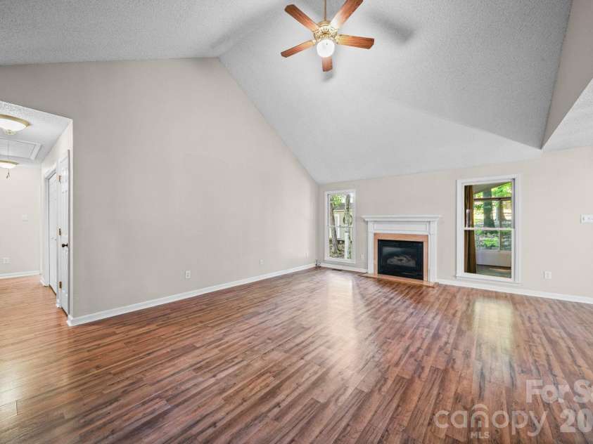 821 Deer Path Place, Mooresville, NC 28115.  MLS# CAR4418014, YatesRealty ID 46740. 