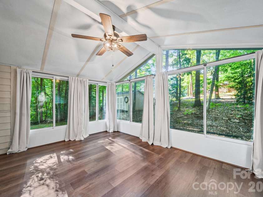 821 Deer Path Place, Mooresville, NC 28115.  MLS# CAR4418014, YatesRealty ID 46740. 