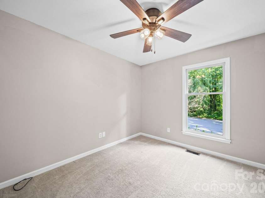 821 Deer Path Place, Mooresville, NC 28115.  MLS# CAR4418014, YatesRealty ID 46740. 