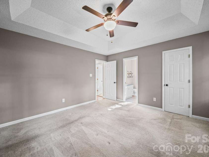 821 Deer Path Place, Mooresville, NC 28115.  MLS# CAR4418014, YatesRealty ID 46740. 