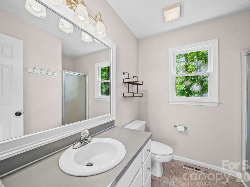 821 Deer Path Place, Mooresville, NC 28115.  MLS# CAR4418014, YatesRealty ID 46740. 
