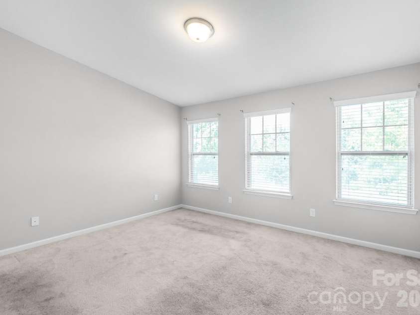 5232 Prosperity Church Road, Charlotte, NC 28269.  MLS# CAR4417849, YatesRealty ID 46743. 