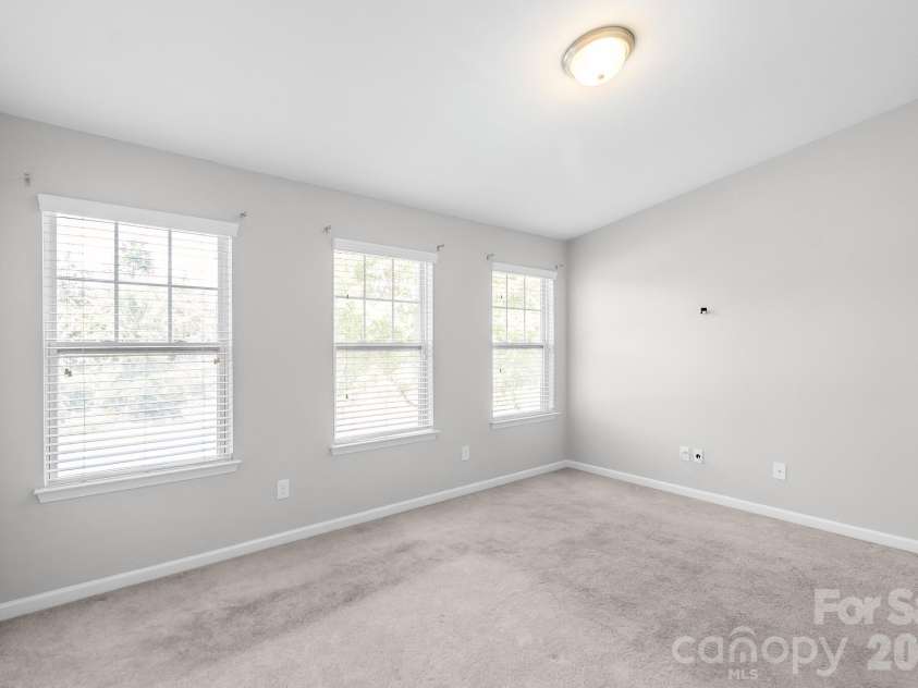 5232 Prosperity Church Road, Charlotte, NC 28269.  MLS# CAR4417849, YatesRealty ID 46743. 