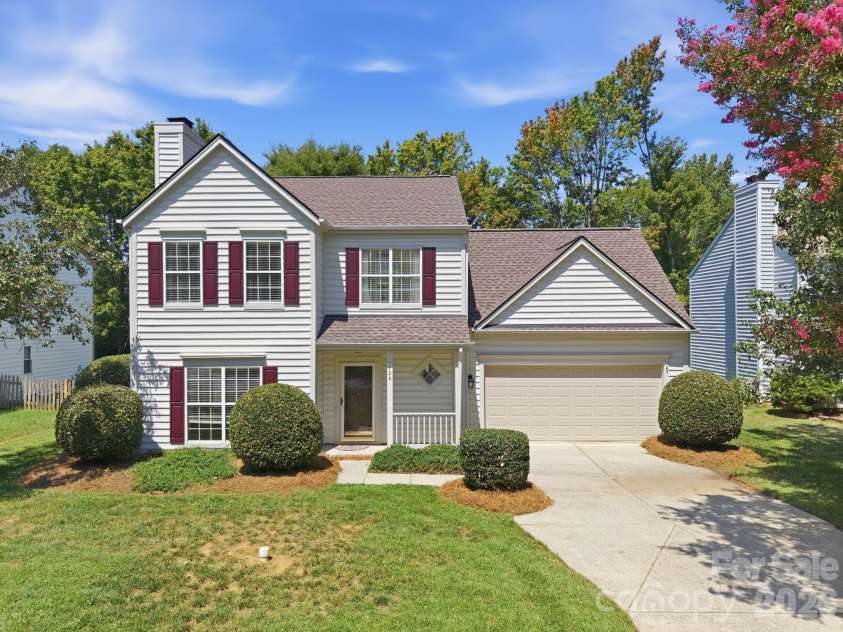 124 Aylesbury Lane, Indian Trail, NC 28079.  MLS# CAR4416136, YatesRealty ID 46745. 