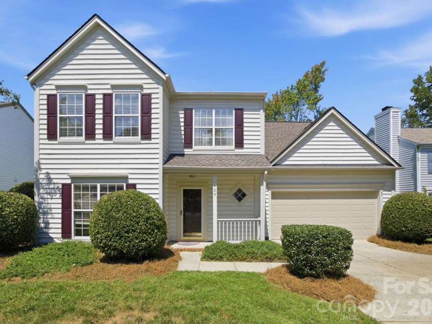 124 Aylesbury Lane, Indian Trail, NC 28079.  MLS# CAR4416136, YatesRealty ID 46745. 