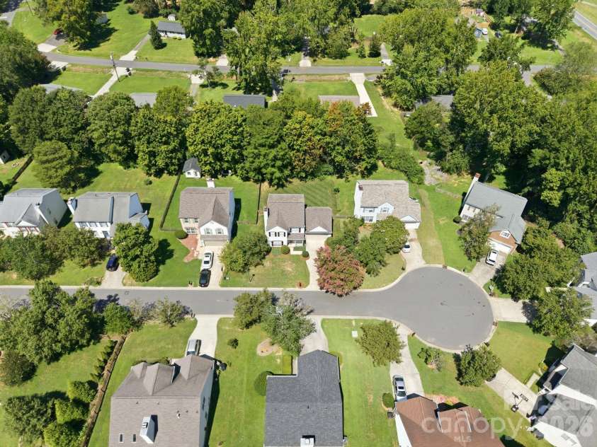 124 Aylesbury Lane, Indian Trail, NC 28079.  MLS# CAR4416136, YatesRealty ID 46745. 