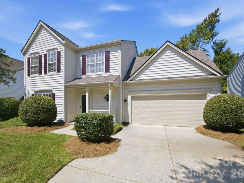 124 Aylesbury Lane, Indian Trail, NC 28079.  MLS# CAR4416136, YatesRealty ID 46745. 