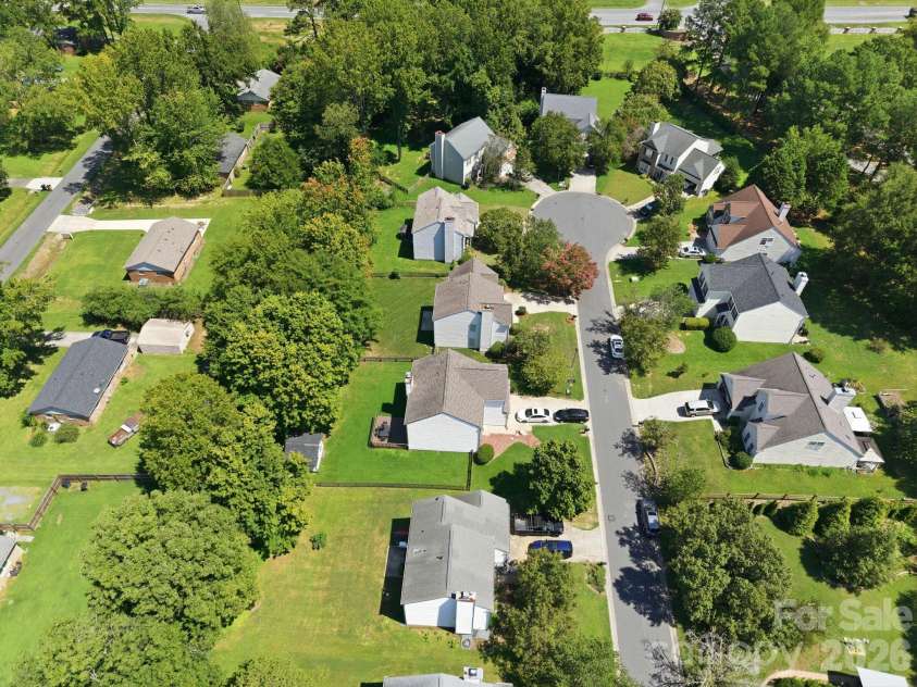 124 Aylesbury Lane, Indian Trail, NC 28079.  MLS# CAR4416136, YatesRealty ID 46745. 