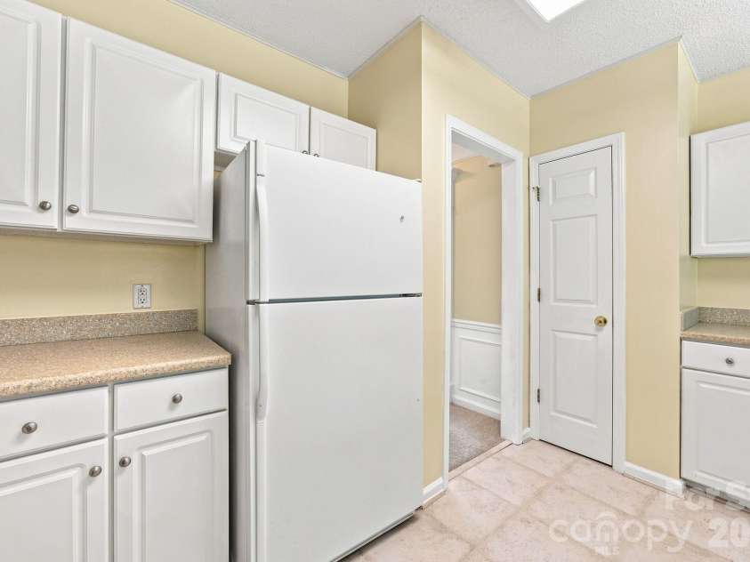 124 Aylesbury Lane, Indian Trail, NC 28079.  MLS# CAR4416136, YatesRealty ID 46745. Fridge is included