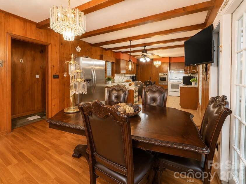 1117 Opal Street, Charlotte, NC 28208.  MLS# CAR4410080, YatesRealty ID 46749. 