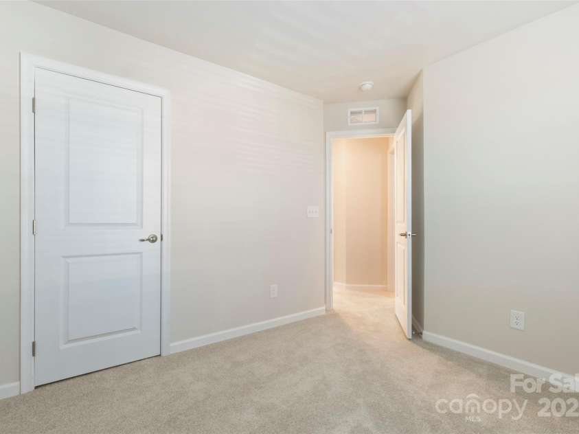 2016 Tupelo Grove Lane, Gastonia, NC 28054.  MLS# CAR4332222, YatesRealty ID 4675. 