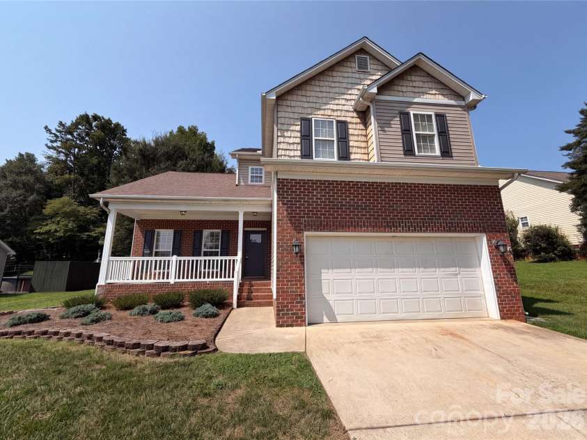 209 Silver Birch Lane, Mount Holly, NC 28120.  MLS# CAR4418235, YatesRealty ID 46751. 