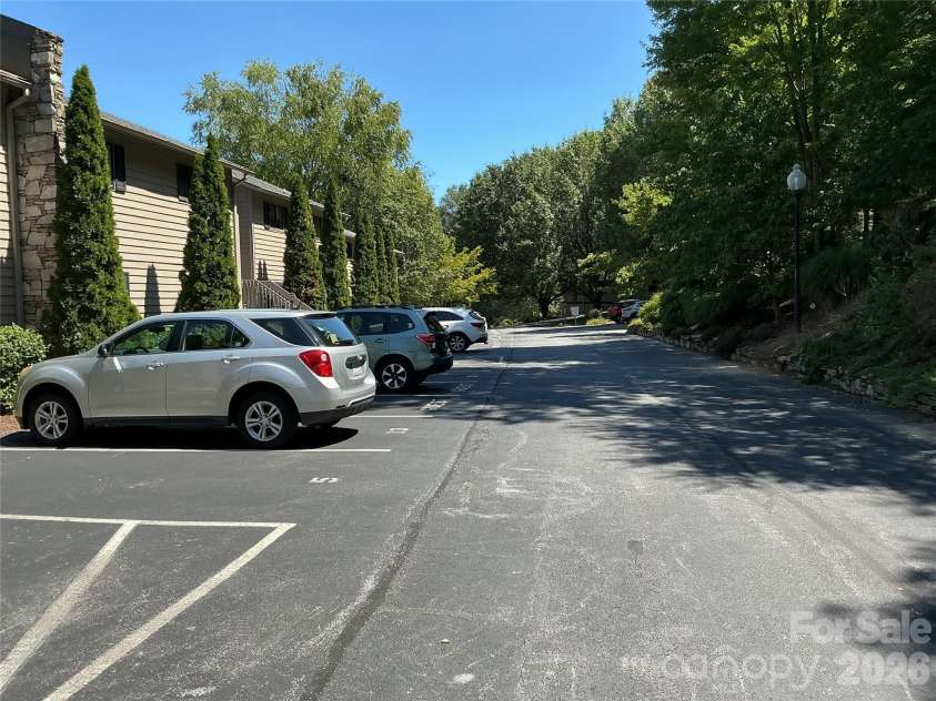 47 Lake Drive, Laurel Park, NC 28739.  MLS# CAR4417854, YatesRealty ID 46752. 