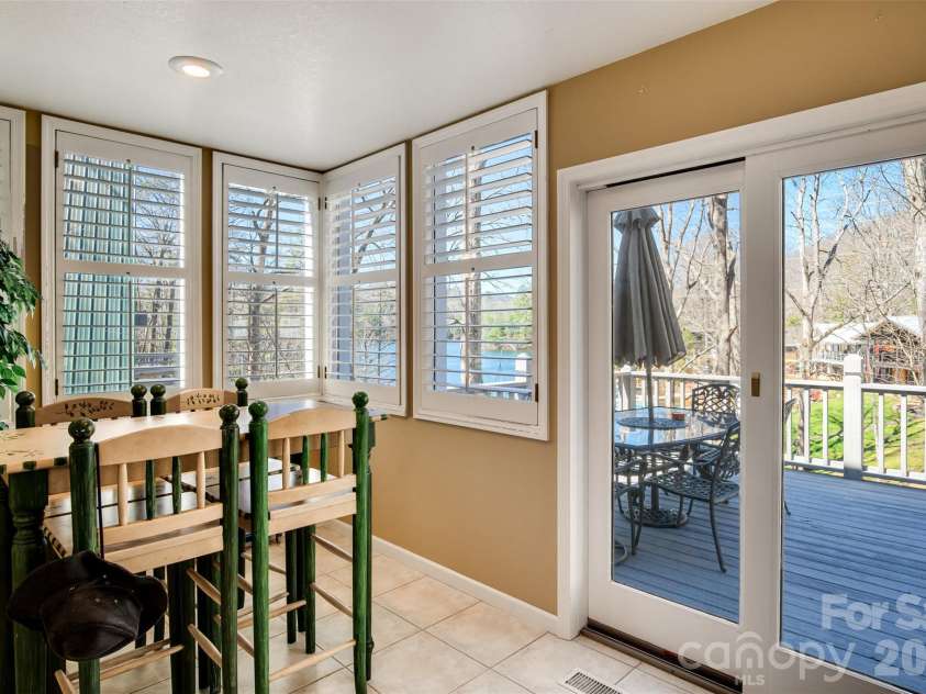 82 Avisco Road, Robbinsville, NC 28771.  MLS# CAR4418224, YatesRealty ID 46755. 