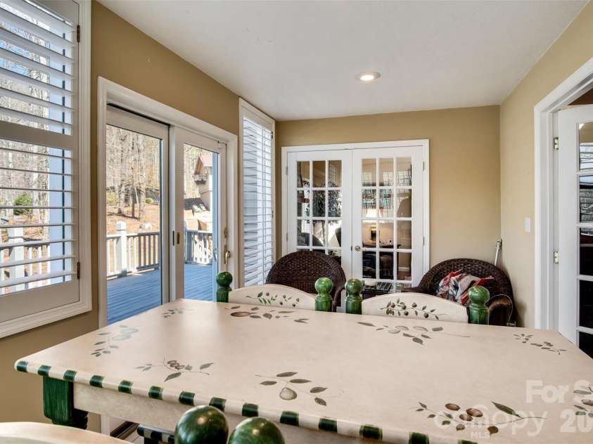 82 Avisco Road, Robbinsville, NC 28771.  MLS# CAR4418224, YatesRealty ID 46755. 