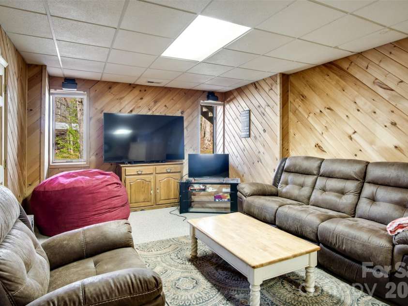 82 Avisco Road, Robbinsville, NC 28771.  MLS# CAR4418224, YatesRealty ID 46755. 